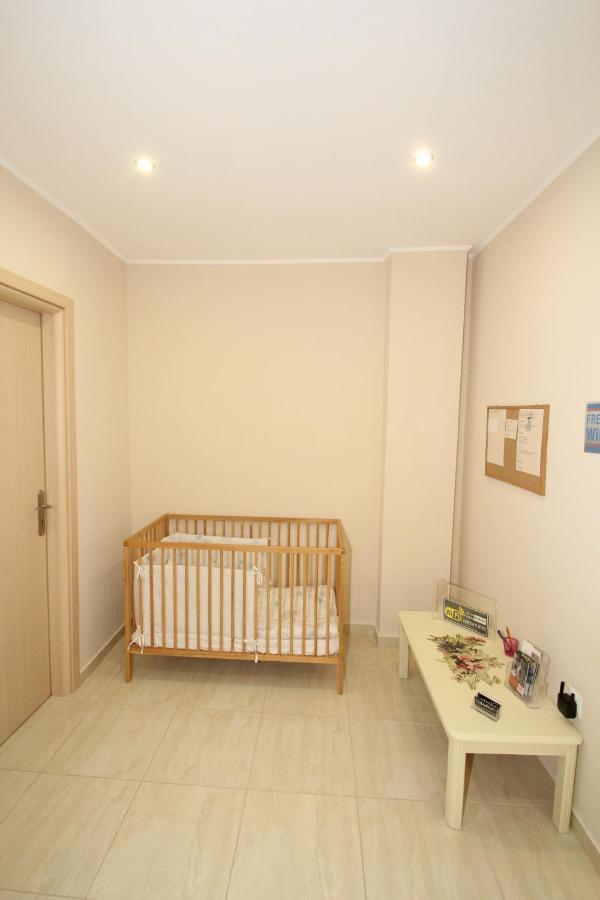 Filoxenia House Near Airport Apartamento Vravrona Exterior foto